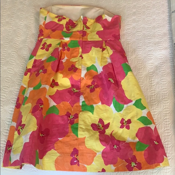 Lilly Pulitzer strapless floral dress - Picture 2 of 3